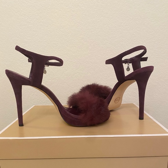 Michael Kors FAYE SUEDE & FUR HEEL SANDAL OPEN-TOE - Picture 3 of 6